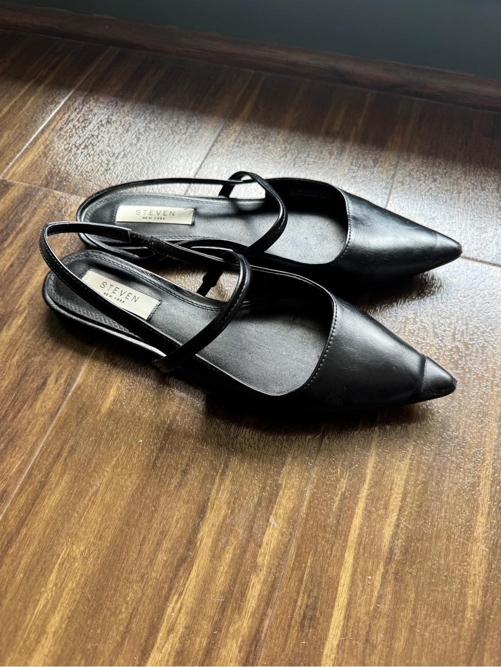 Steven By Steve Madden Black Pointed-Toe Double Strap Flats Black Size 6.5